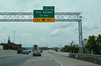 I-124/US 27 north at W 4th St - Chattanooga, TN