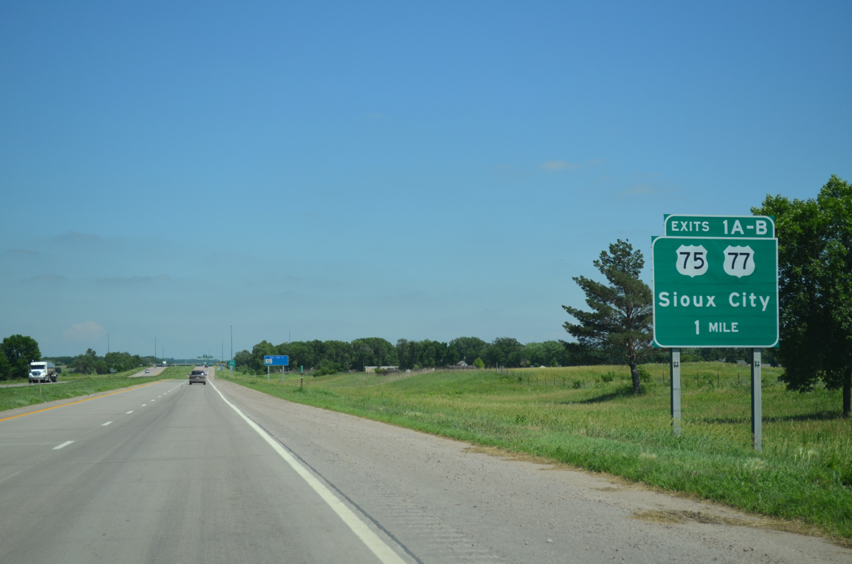 US 20 east at I-129/US 75-77 - South Sioux City, NE