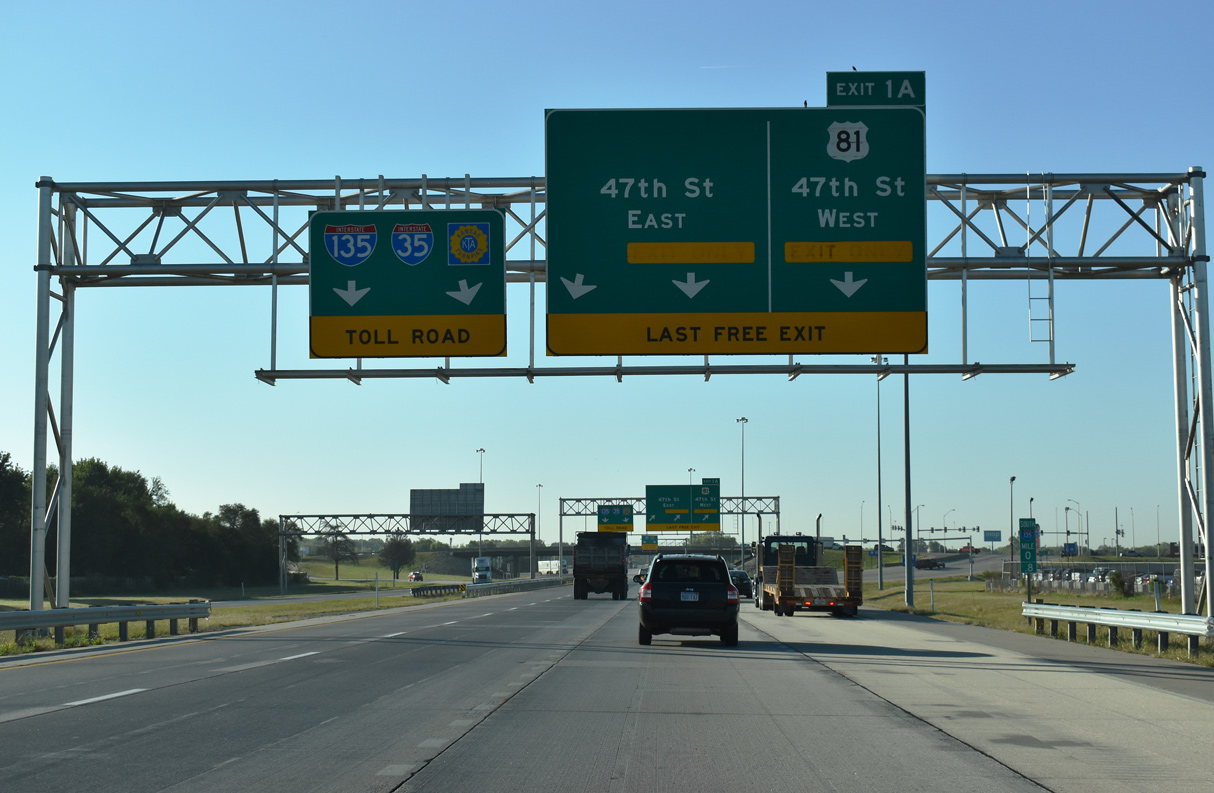 I-135/US 81 south at I-35/Kansas Tpk - Wichita