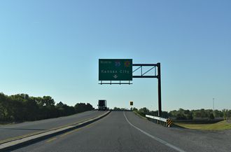 I-135 south at I-35/Kansas Tpk - Wichita