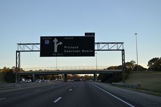 I-65 south at I-165 - Chickasaw, AL