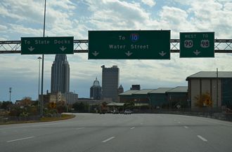 I-165/US 90 south at Water St - 2014