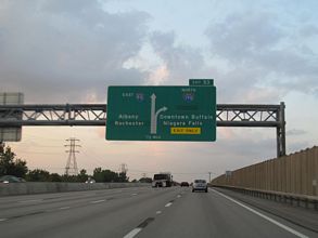 I-90/NYS Thruway east crosses the Buffalo River ahead of I-190 north to Buffalo.