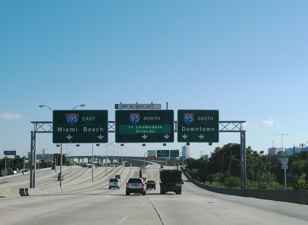 SR 112/Airport Expwy east at I-95/195 - 2006