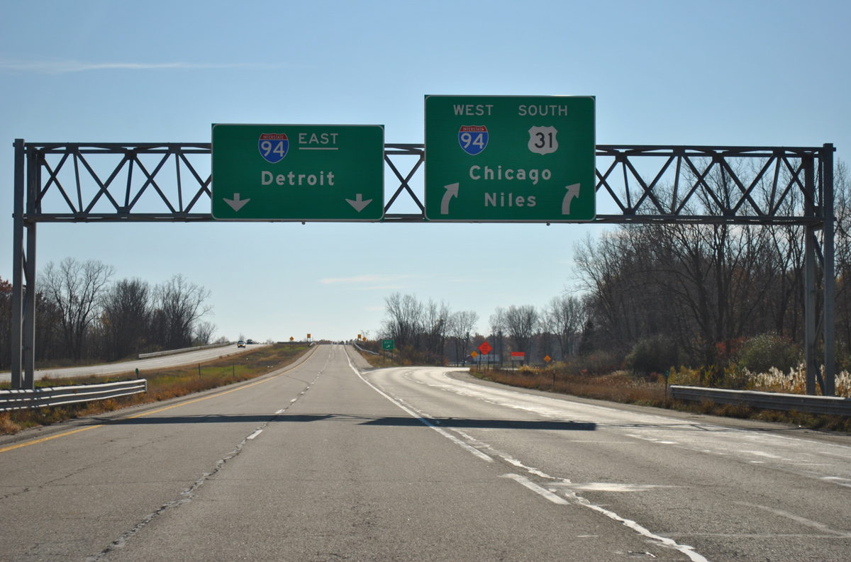 I-196 south at I-94 - Benton Harbor, MI