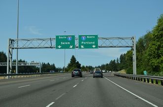 The south end of Interstate 205 in Tualatin, Oregon