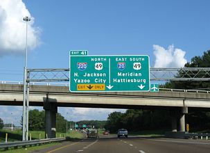 I-20 east at I-220/US 49 - Jackson, MS
