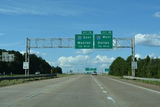 LA 3132 west at I-20/49/220 - Shreveport