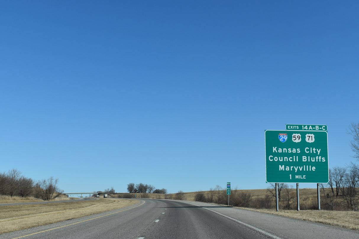 I-229 north at I-29/US 59-71 - Savannah, MO