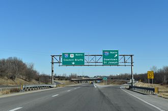 I-29/US 71 north at I-229 - St. Joseph, MO