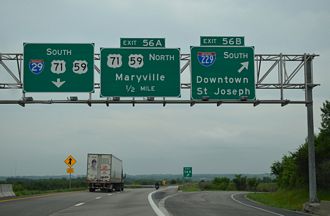 I-29 south at I-229/US 59-71 - Amazonia, MO