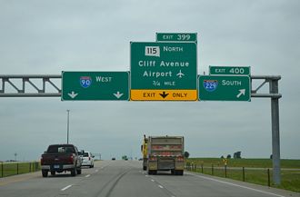 I-90 west at I-229 - Sioux Falls, SD