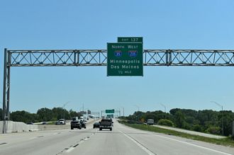 I-35/80 east a half mile ahead of Interstate 235 near Des Moines, IA