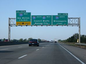 I-80 west at I-35/235 - 2008