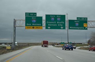 I-80 west at I-35/235 - Ankeny, IA