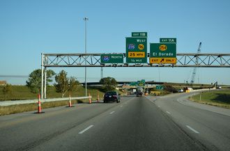 I-135/US 81/K-15 north at I-235/K-96/254 in 2021