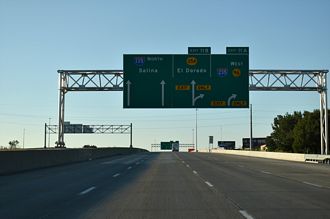 I-135/US 81/K-15 north at I-235/K-96/254 - Wichita, KS