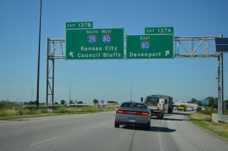 I-235 east at I-35/80 - Des Moines, IA