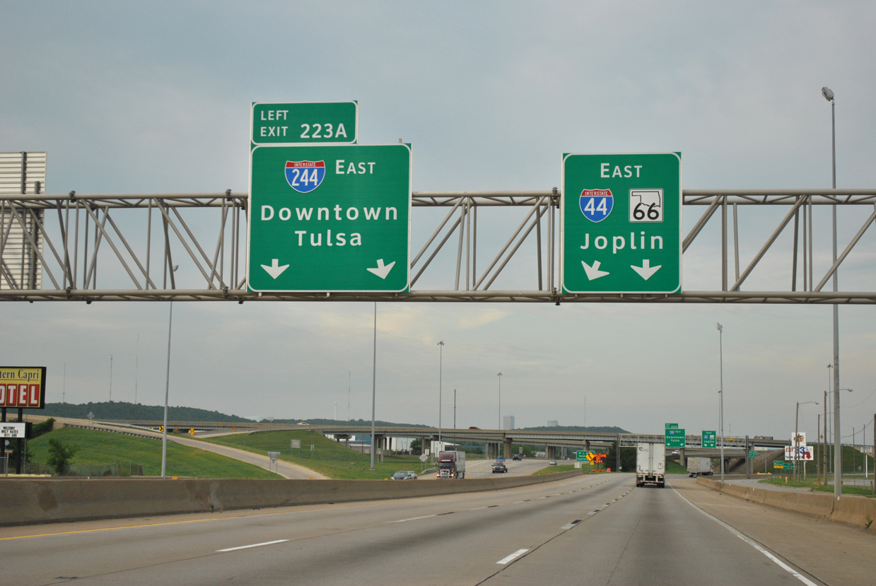 I-44/SH 66 east at I-244 - Oakhurst, OK