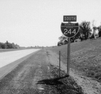 Interstate 244 Missouri confirming marker