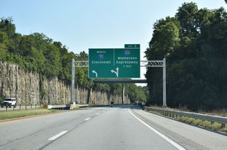 Interstate 71 north at I-264 in Louisville, Kentucky