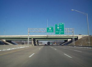 I-65 north at I-265/SR 62 - Clarksville, IN
