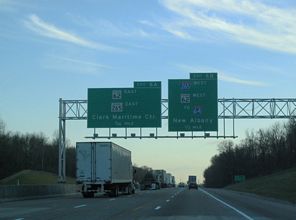 I-65 south at I-265/SR 62 - Clarksville, IN
