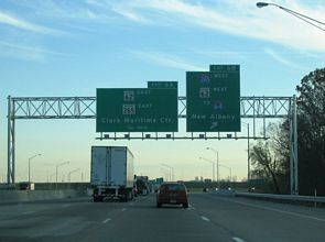 I-65 south at I-265/SR 62 - Clarksville, IN