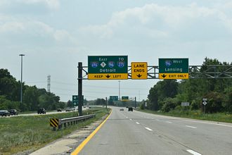 M-5 East at I-96/275/696 in Farmington Hills, Michigan