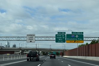 I-77/US 21 south at I-277/NC 16 - Charlotte