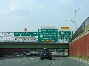 I-678 north at Bruckner Interchange - 2005