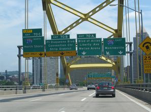 I-376/US 22-30 east at I-279 - Pittsburgh, PA