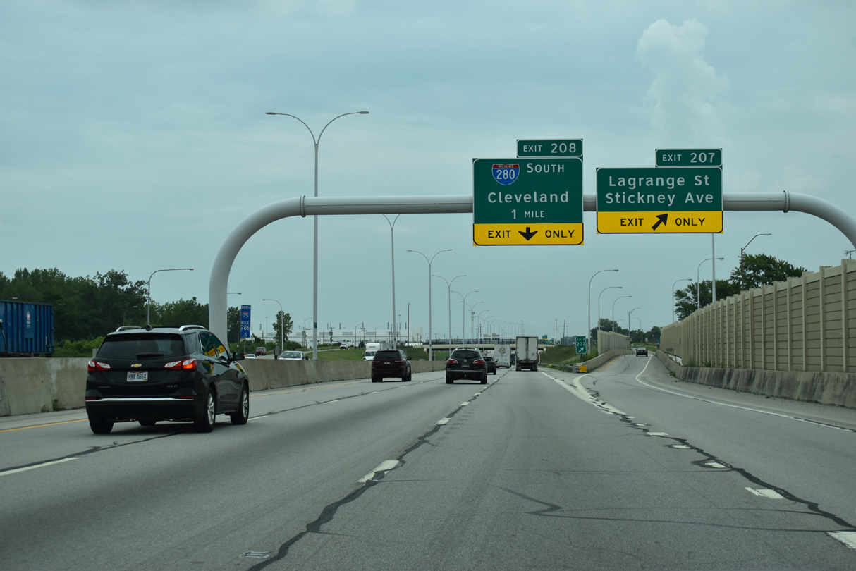 I-75 north at I-280 - Toledo, OH