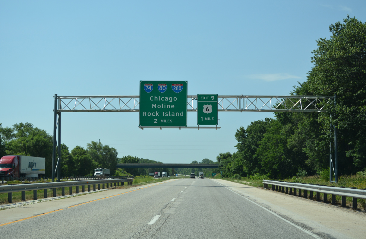 I-80/IL 110 east at I-74/280 - Colona