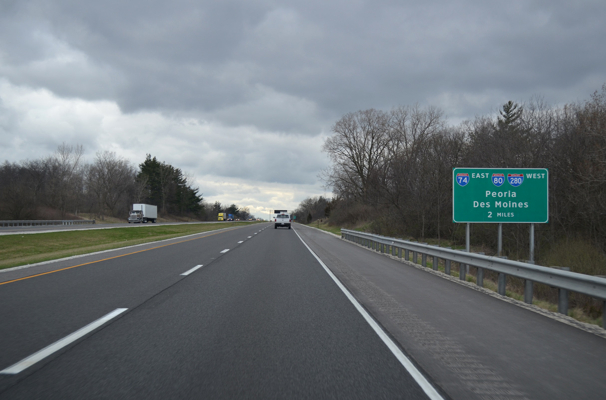 I-80 west at I-74/280-IL 110 - Colona