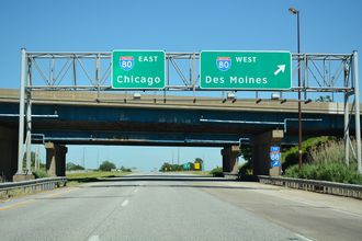 I-74/280 east at I-80/IL 110 - Colona