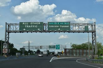 I-280 east at I-95/NJ Tpk - Kearny, NJ