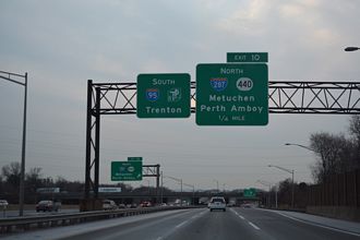 I-95/NJ Tpk south at I-287/Route 440 - Edison Twp