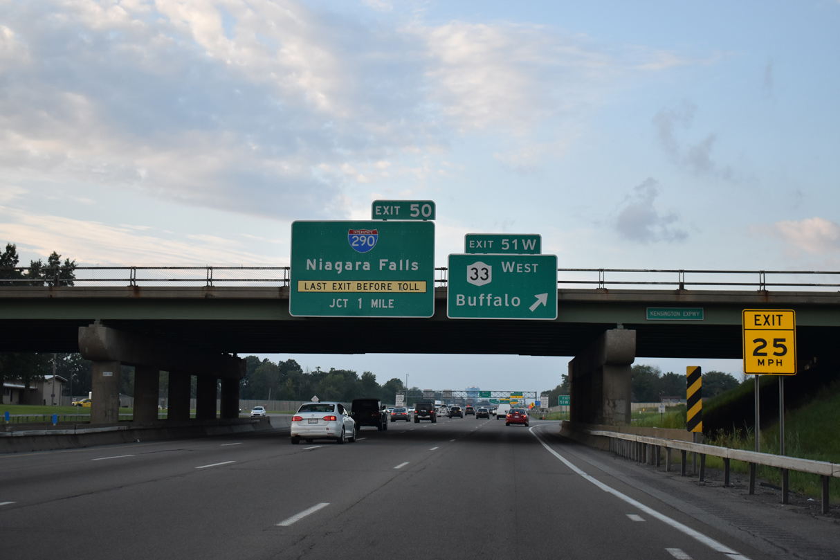 I-90/New York Thruway east at I-290 - Amherst, NY