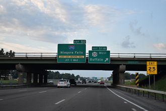 I-90/New York Thruway east at I-290 - Amherst, NY