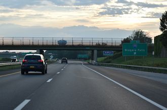 I-90/New York Thruway west at I-290 - Amherst, NY