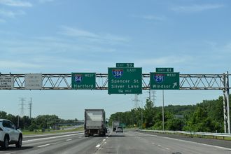 I-84 west at I-291 - Manchester, CT