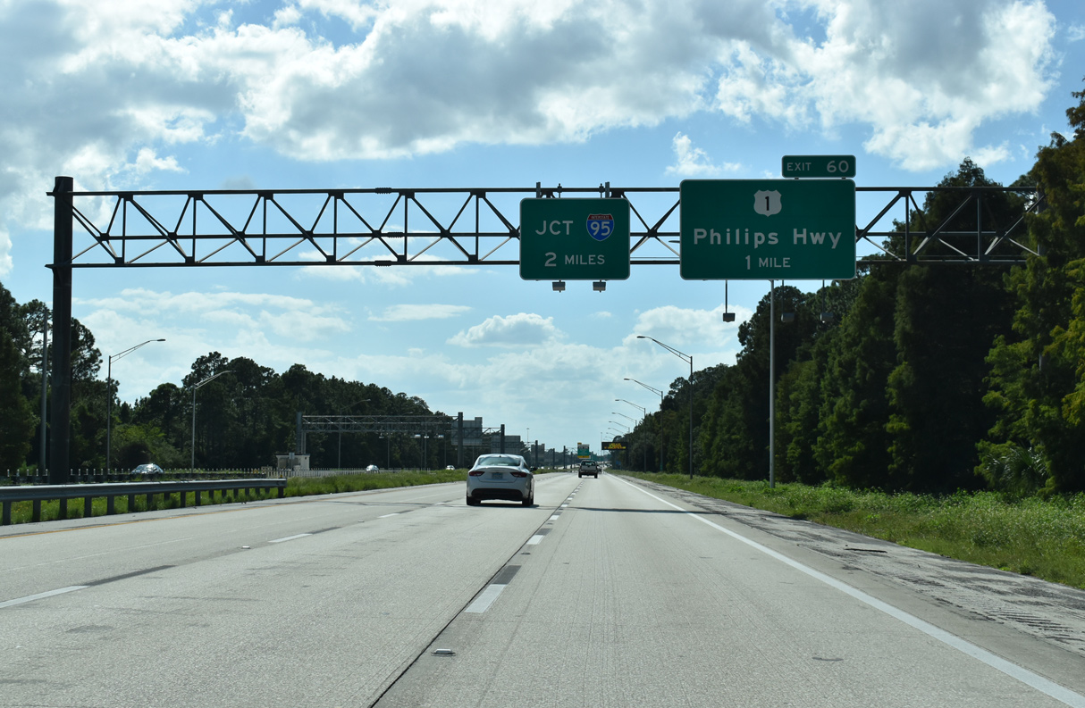 I-295/East Beltway south ahead of US 1 and I-95 in Jacksonville, Florida.