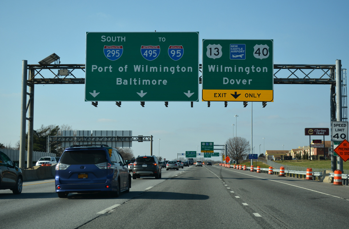 I-295 south at US 13/40 - Farnhurst, DE