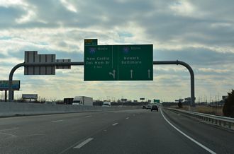 I-95 south one mile ahead of I-295 north to New Castle, DE.