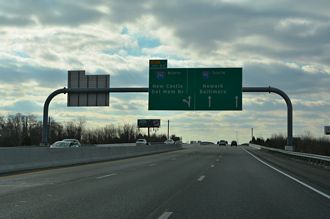 I-95 south crosses the Christina River ahead of I-295 north near Newport, DE.