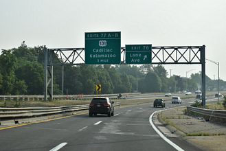 One mile ahead of I-296/US 131 on I-196 East in Grand Rapids, MI