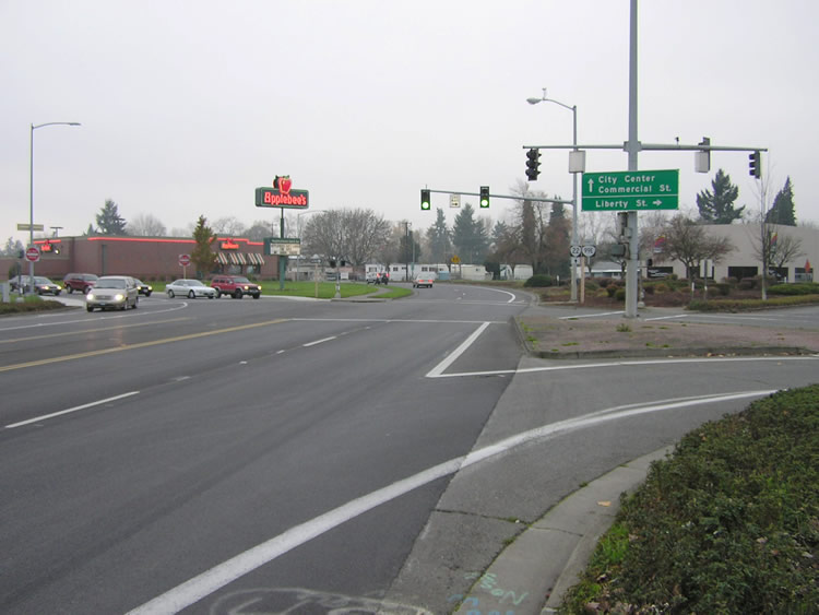 Salem Pkwy south at Liberty St - Salem, OR