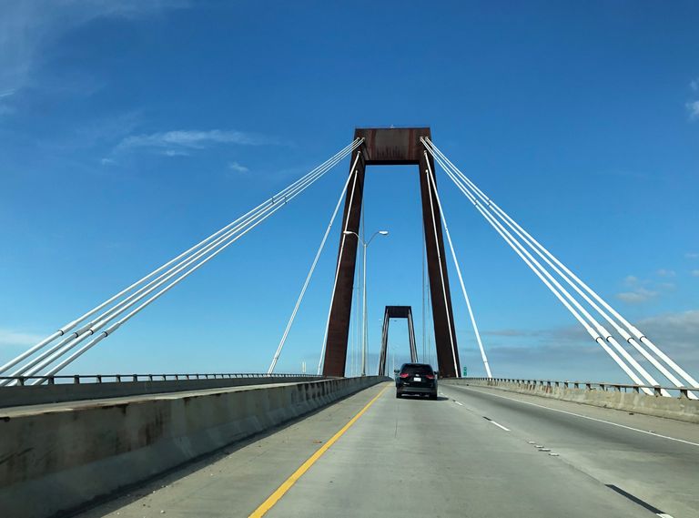 I-310 north - Hale Boggs Bridge