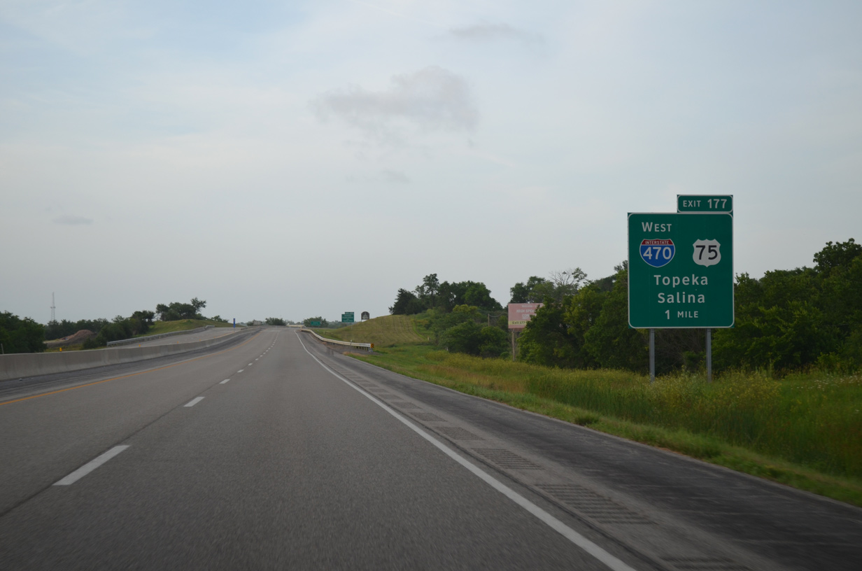 I-335/Kansas Tpk north at I-470 - Topeka